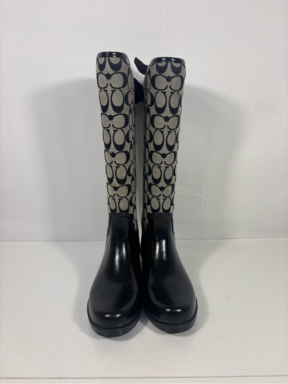 Coach Signature Jacquard Tall Rain Boots Lace Up Black Tan Size 8 - Picture 3 of 10
